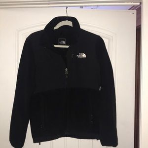 Woman’s north face jacket